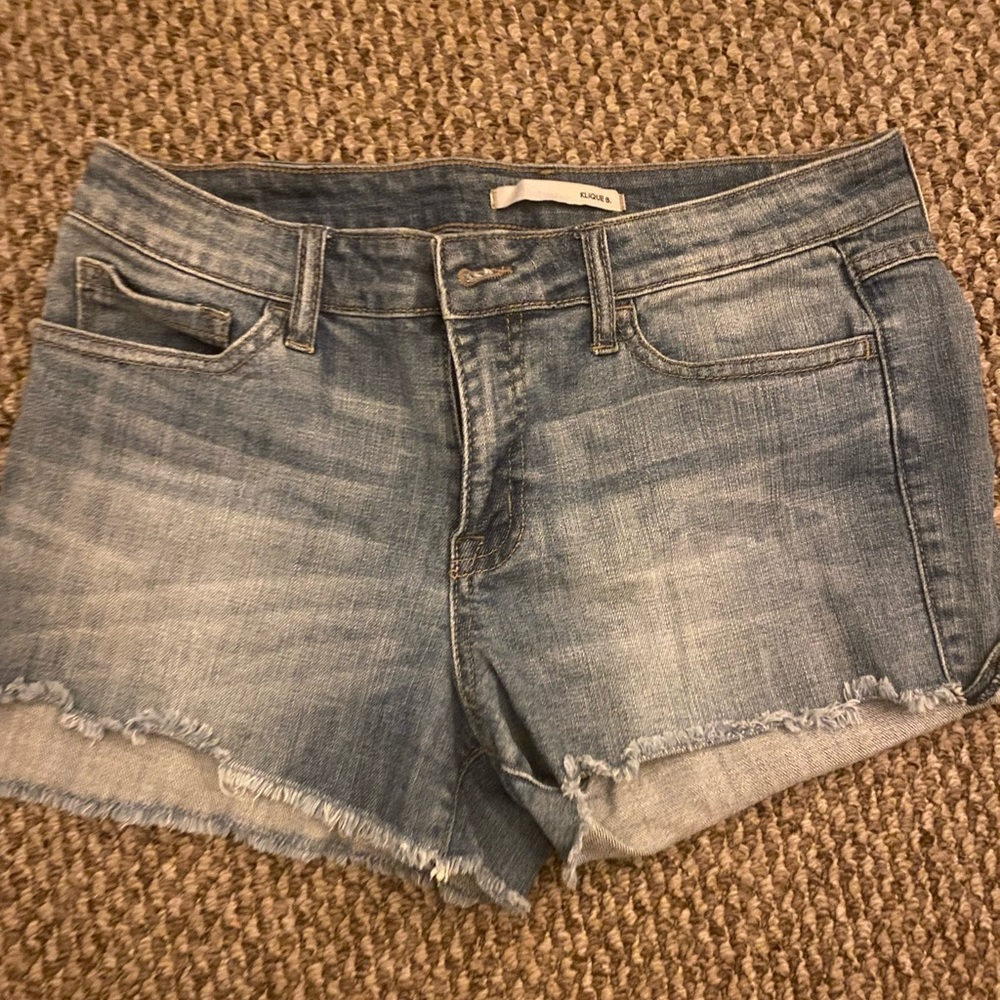 Klique B denim shorts, size 28!